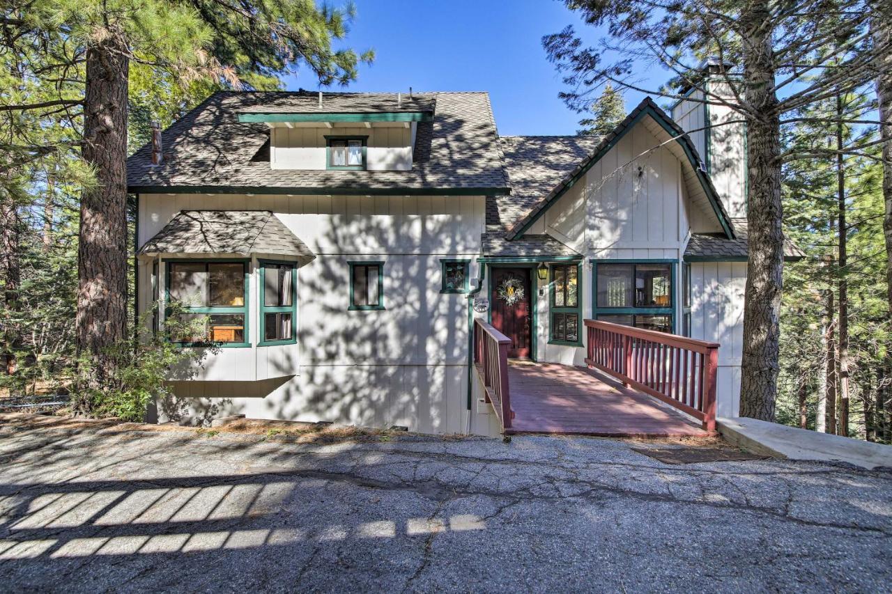 Spacious Lake Arrowhead Home With 2 Decks And Views Exterior foto
